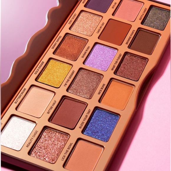 New Too Faced Chocolate Eyeshadow Pallet - Picture 6 of 6
